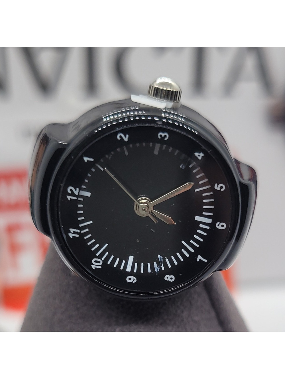 372 Ring Watch Black Dial Black Case Polished Analog Round Arabic Numerals